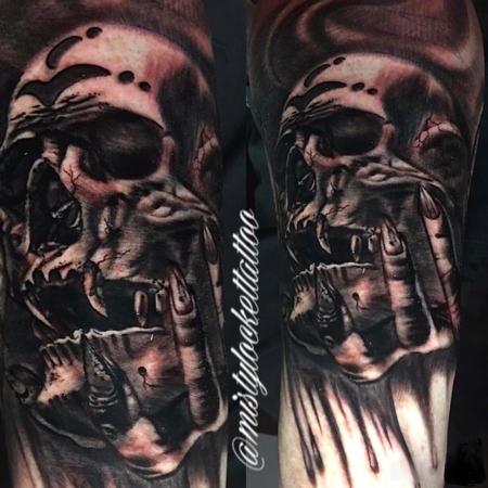 Tattoos - Black and grey skull - 132218